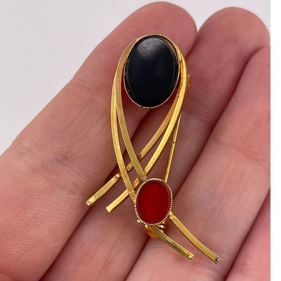 VTG Japan Mid Century Mod Bezel Set Black Onyx Red Orange Gold Tone Fish‎ Brooch - Picture 1 of 5